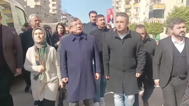 Ahmet Davutoğlu'nun Osmaniye'de Dinlediği Arama Kurtarma Görevlisi: Bir Ekip Arkadaşımız da Yola Çıktı.