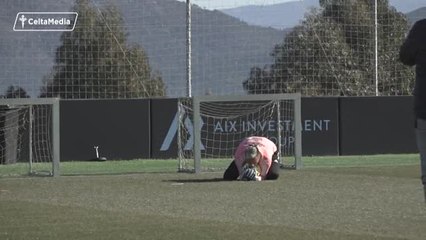 Télécharger la video: Diego Alves ya se ejercita con el Celta pensando en el Atlético