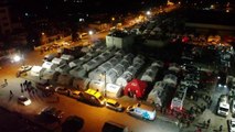 Nurdağı'nda afetzedeler geceyi kurulan çadır kentte geçiriyor