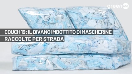 Couch19: il divano imbottito di mascherine usate raccolte per strada