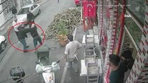 Fatih'te dernek çalışanlarının sopalı kavgası kamerada