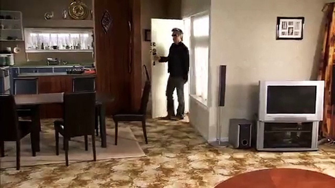 Outrageous Fortune - Se6 - Ep03 HD Watch