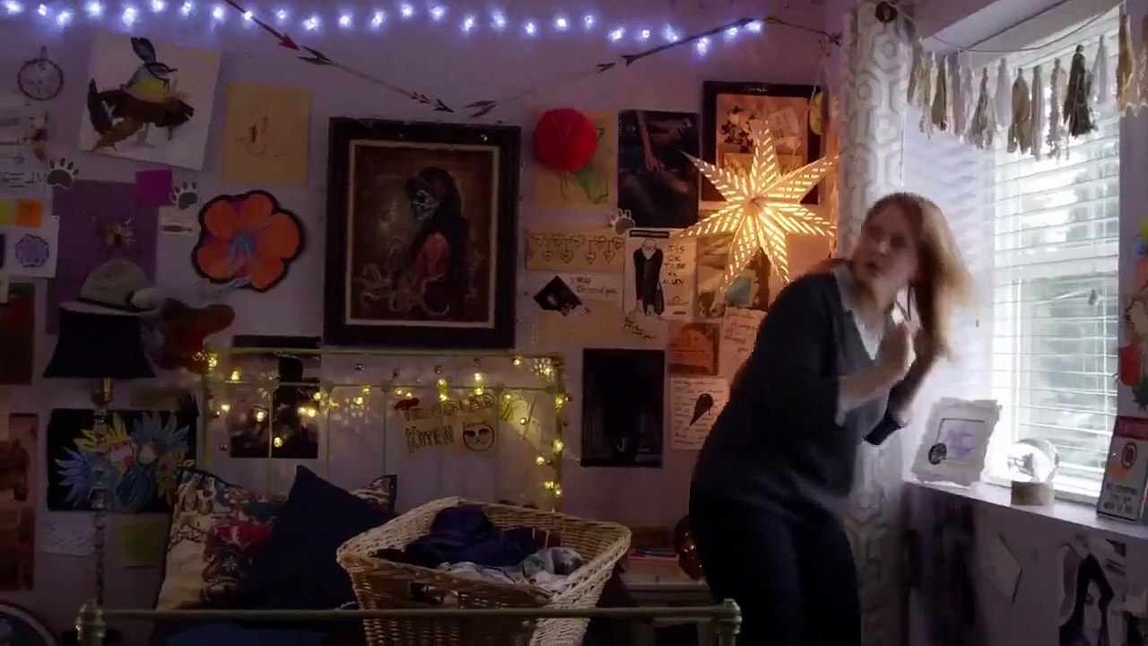 You Me Her - Se2 - Ep01 HD Watch