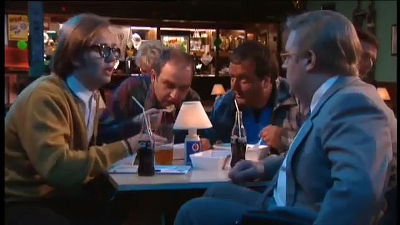 Phoenix Nights - Se2 - Ep04 HD Watch