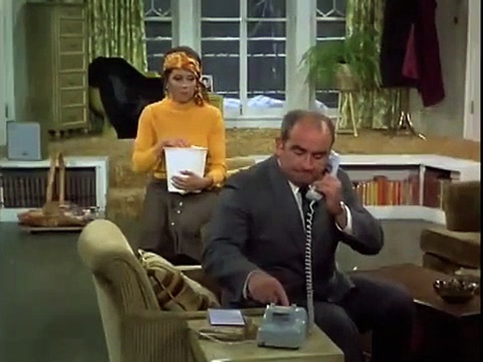 The Mary Tyler Moore Show - Se2 - Ep09 - And Now, Sitting in for Ted Baxter HD Watch