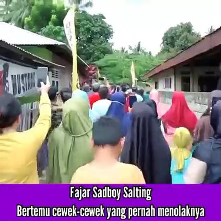 fajar sad boys pulang kampung dikerumuni cewek2