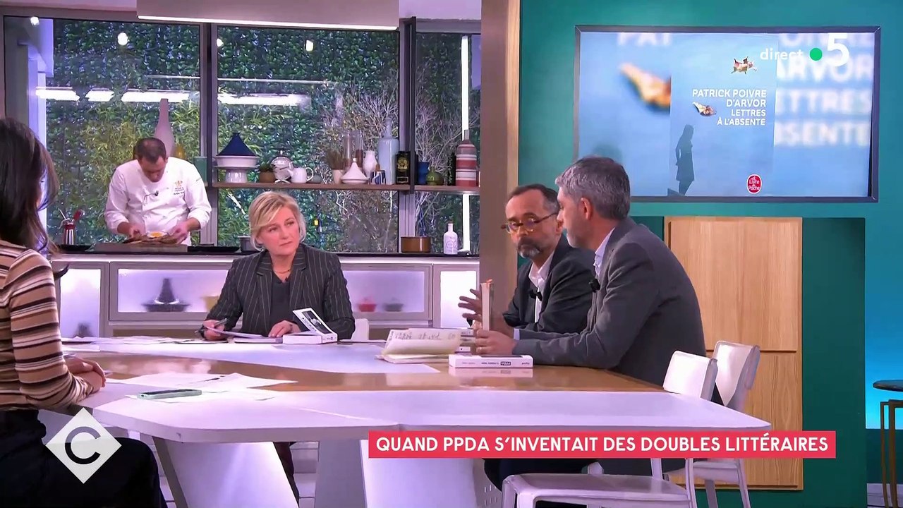 L'auteur de l'enquête sur PPDA, le "Prince noir", révèle que la star est accusée d'avoir agressé dans son bureau à TF1 plusieurs jeunes filles anorexiques sous la photo de Solenn, sa fille décédée