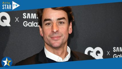 "Je garde ?" : Julian Bugier tente un "look différent", les réactions ne se font pas attendre