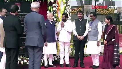 मोदींच्या दौऱ्यासाठी सार्वजनिक शौचालय बंद" स्थानिकांचा आरोप