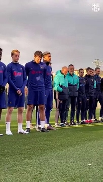 El minuto de silencio de la plantilla del Barça por Marcos Alonso / FCB