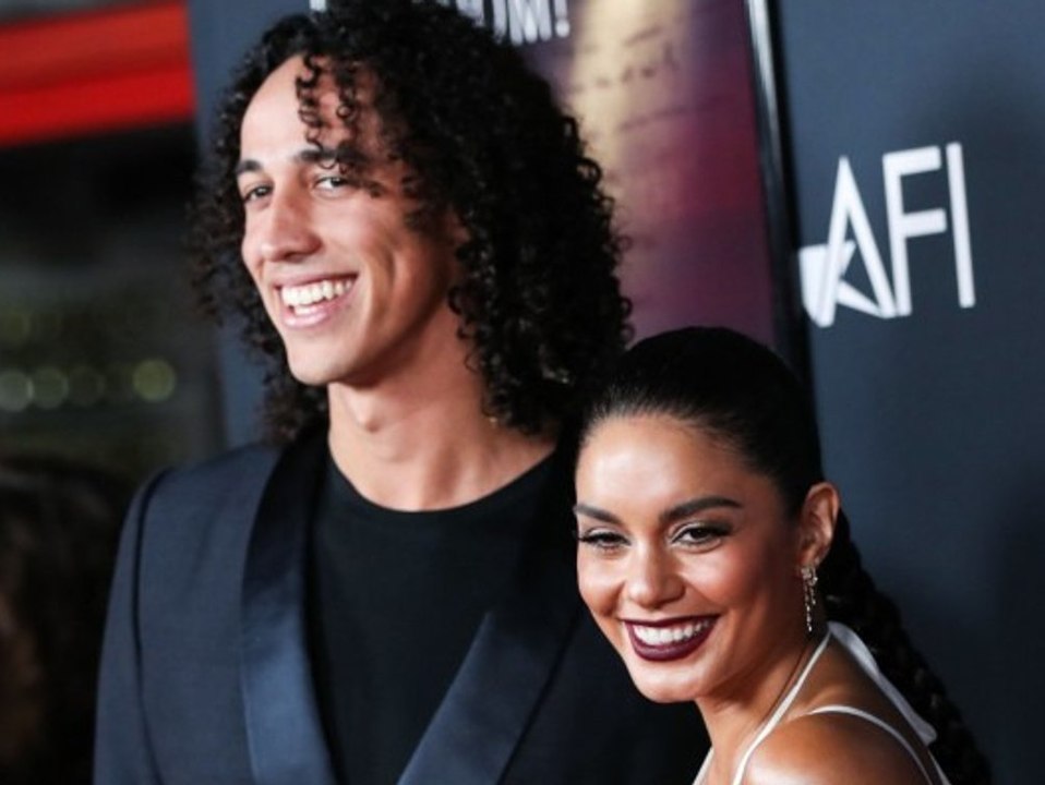 Vanessa Hudgens und Cole Tucker bestätigen Verlobung!
