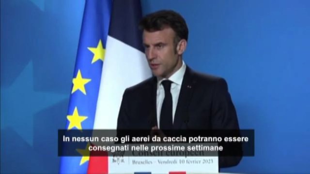Ucraina, Macron non esclude consegna jet: ma ora altre priorità