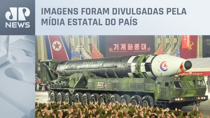 Coreia do Norte exibe número recorde de mísseis nucleares em desfile