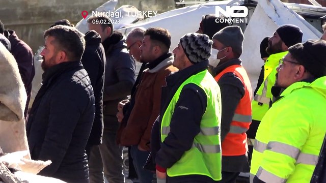WATCH: Silence as quake rescuers listen for signs of life in collapsed buildings