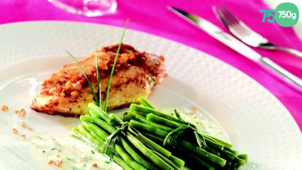 下载视频: Filet de volaille et fagot de haricots verts au fromage Ail et fines herbes