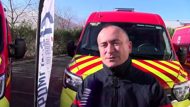 Le lieutenant Yannick Bonnefoi chef du centre de secours de Fos-sur-Mer et le lieutenant colonel Pas