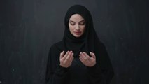 Muslim Prayer Video No Copyright | Muslim Praying Stock Video | Islamic Background Video