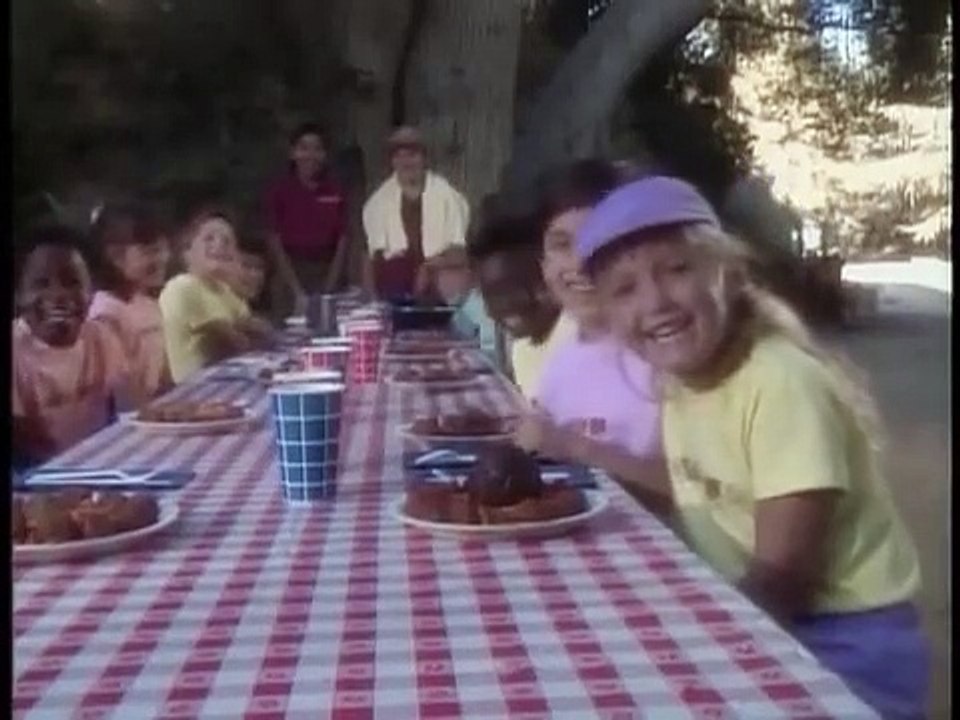 Kidsongs: A Day At Camp