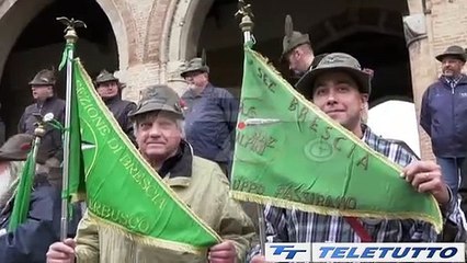 下载视频: Video News - ALPINI, L'ADUNATA A UDINE