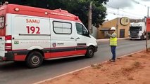 Mulher é atropelada por caminhão no trecho urbano da PR-323 em Umuarama