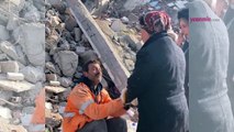 Deprem üç çocuğunu kaybeden babanın feryadı yürekleri yaktı! 