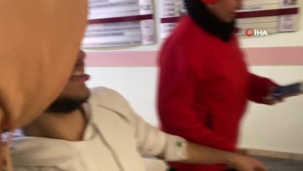 İdrarını içip annesinin çiçeklerini yiyerek hayatta kalmış! 17 yaşındaki Adnan enkaz altındaki 94 saati anlattı