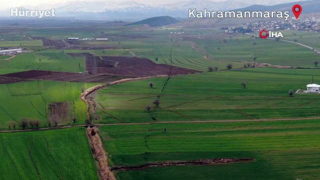 Depremden sonra Kahramanmaraş Tevekkeli Köyü'ndeki fay kırığı böyle görüntülendi