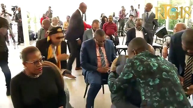 Minis kilti ak kominikasyon an remèt pri bay 8 finalis konkou kritik literè