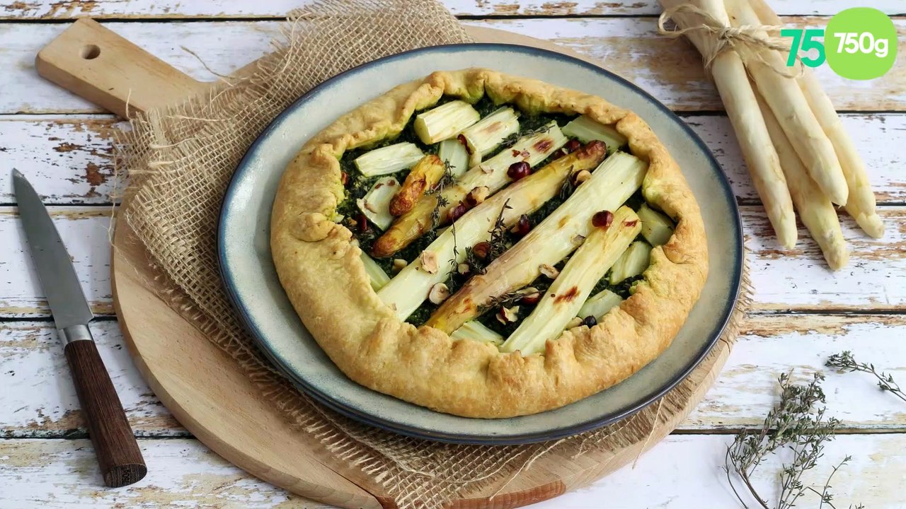 Tarte rustique aux asperges des Sables des Landes IGP et pesto d'épinards