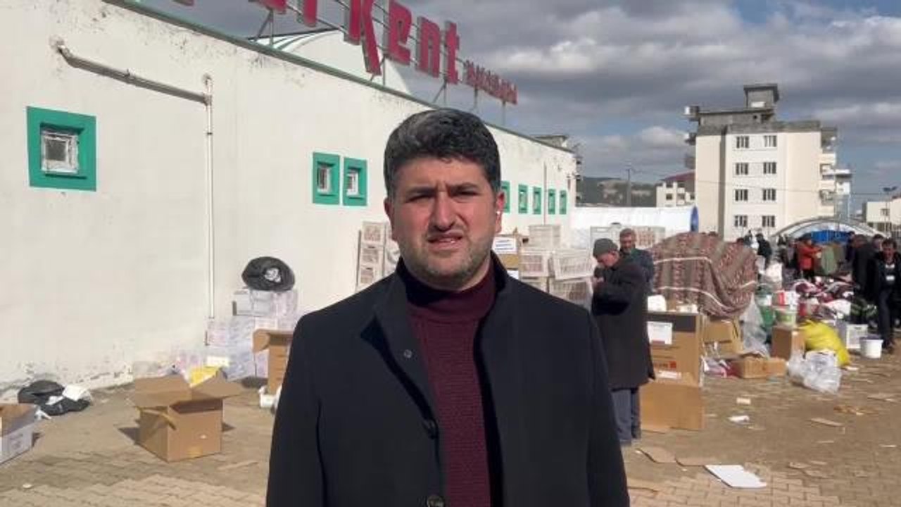 Onursal Adıgüzel, Adıyaman'dan Çağrı Yaptı: "Lütfen Bize Artık Çadır Gönderin"
