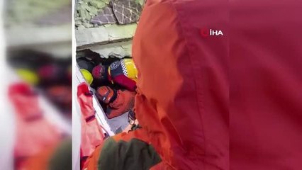 Kahramanmaraş'ta 99 saat sonra bir genç kız kurtarıldı
