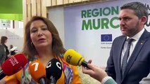 Los consejeros de Agricultura de Andalucía y Murcia, Carmen Crespo y Antonio Luengo, respectivamente, este viernes, en Fruit Logística de Berlín.