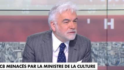 Pascal Praud accuse Léa Salamé d’être “complice” de la ministre de la Culture qui a menacé CNEWS de fermeture pendant une interview