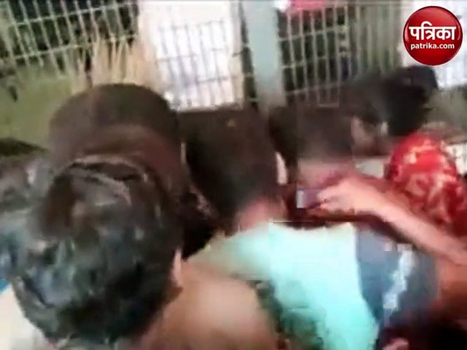 शराब के ठेके पर महिलाओं का बवाल, जानिए क्यों 14 रुपए के लिए हुई थी युवक की हत्या