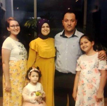 Acil Tıp Teknisyeninden büyük fedakarlık: Enkaz altındaki kızını bırakıp görevine devam etti