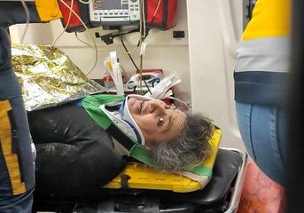 Depremden 111 saat sonra kurtarıldı, gülümseyerek iyi olduğu mesajını verdi