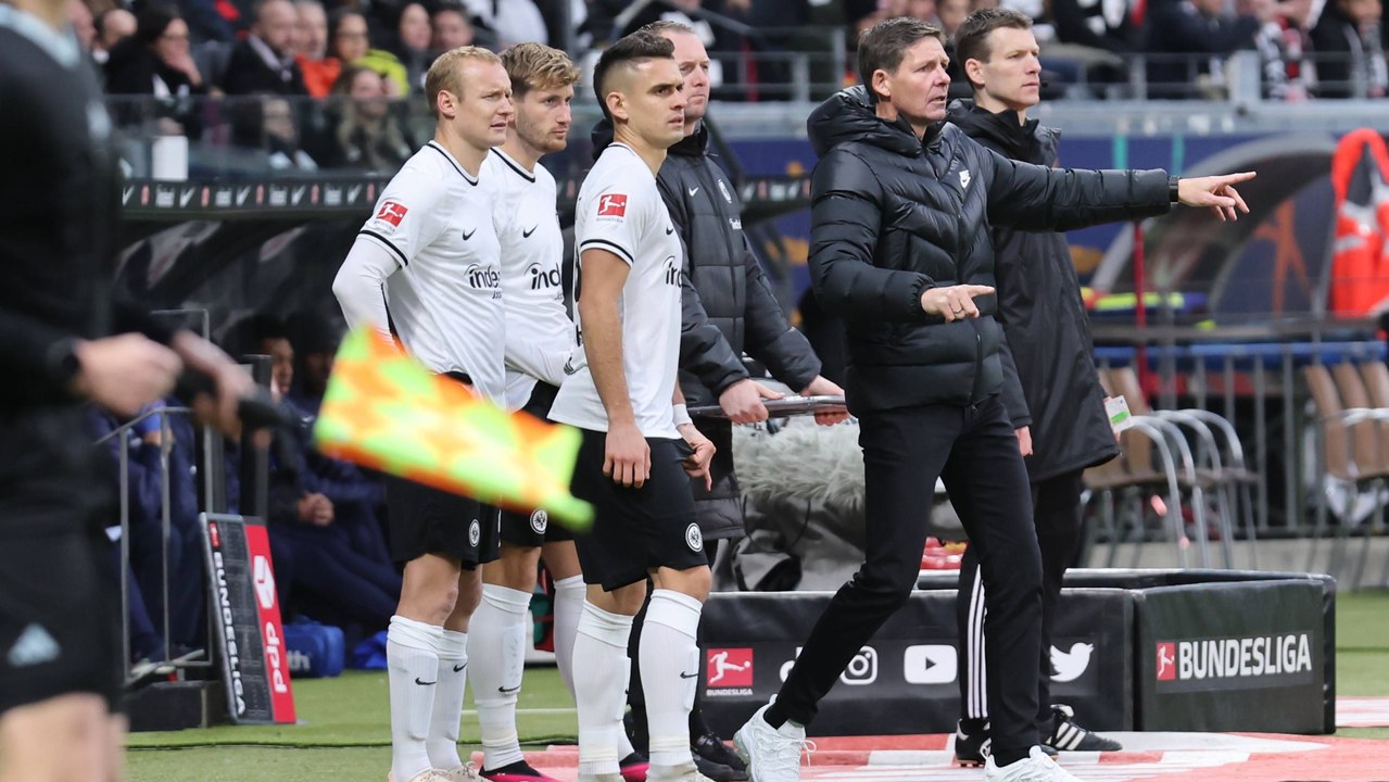 Glasner will seine Spieler nicht 'gegeneinander ausspielen'