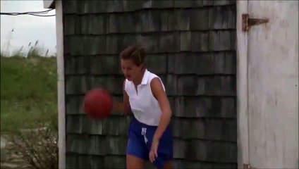 Laurie Fortier plays basketball