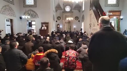 Kosova'da 900 camide depremde hayatını kaybedenler için dualar okundu