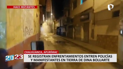 Descargar video: Apurímac: reportan enfrentamientos entre manifestantes y policías en tierra de Dina Boluarte