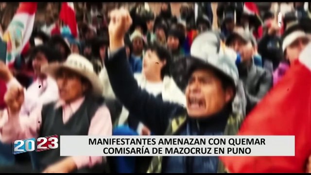 Puno: manifestantes amenazan con quemar comisaría