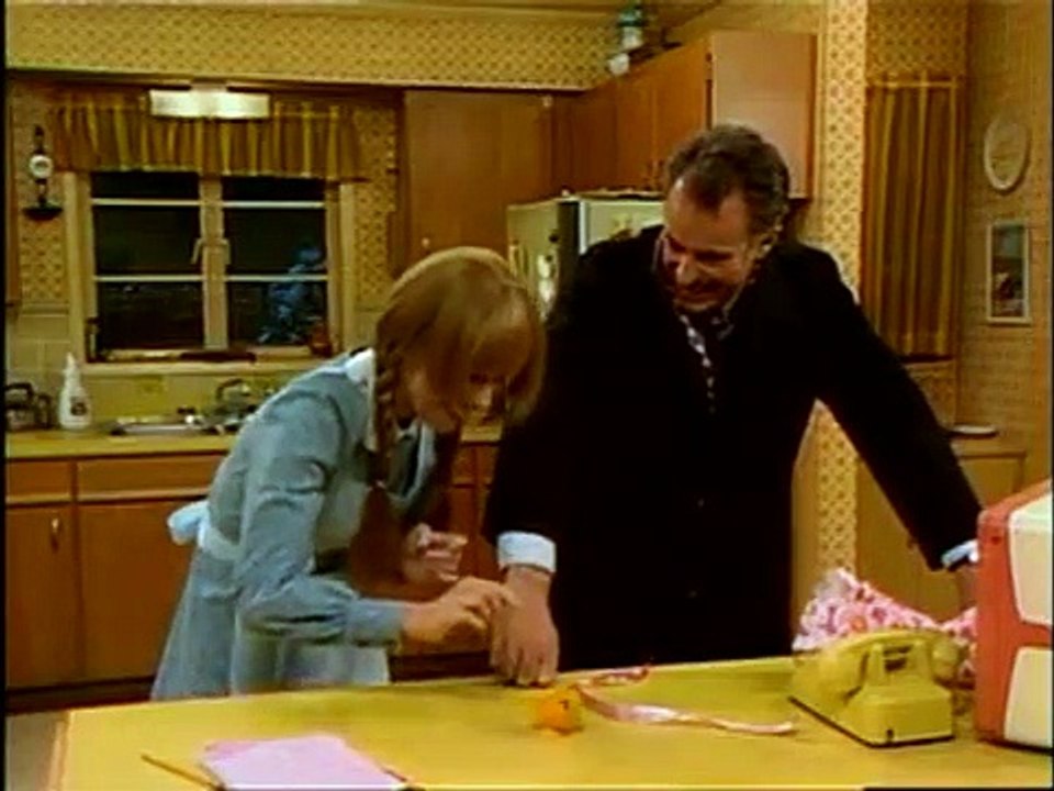 Mary Hartman, Mary Hartman - Se2 - Ep83 HD Watch