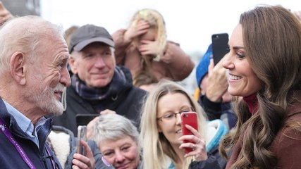 Herzogin Kate trifft ehemaligen Lehrer: Mit ihrer Reaktion rechnet man nicht