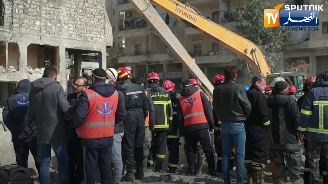 هكذا تكافح فرق الحماية المدنية الجزائرية للإنتشال الجثث من تحت الأنقاض بسوريا