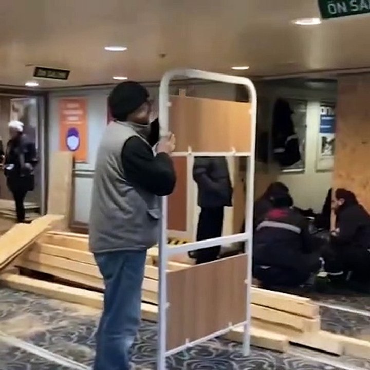 İBB’nin 2400 kişilik 2 Gemisi Yarın 11.00’de Yola Çıkıyorlar