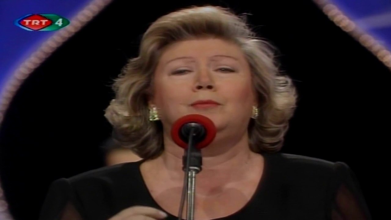 İnci Çayırlı / N’ideyim bilmem elinden senin bilmem n’ideyim