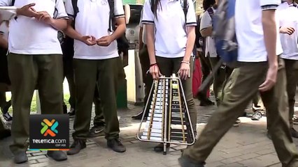 tn7-MEP-pidió-consentimiento-de-padres-para-ceder-imagen-de-estudiantes-al-ministerio-100223