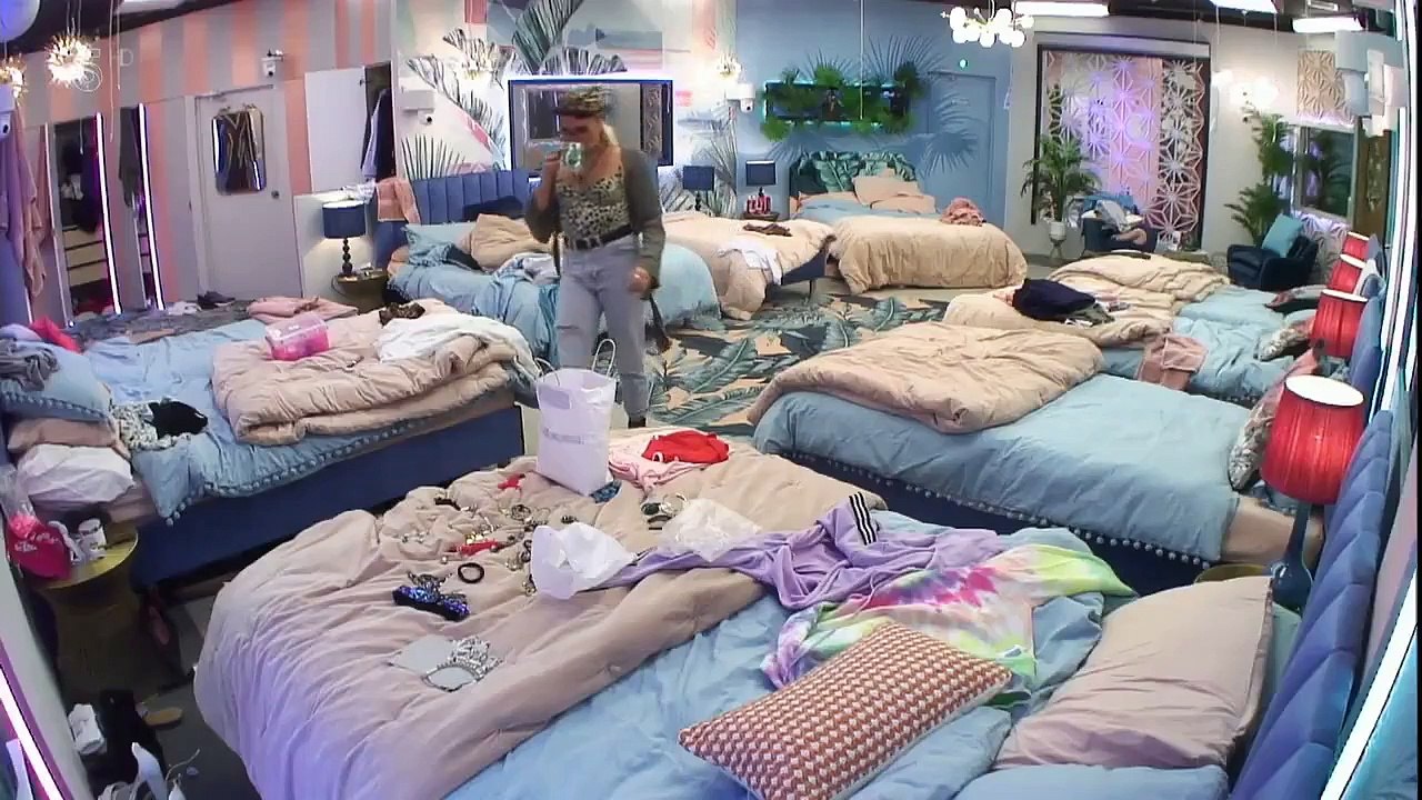 Celebrity Big Brother - Se22 - Ep26 - Day 24 HD Watch