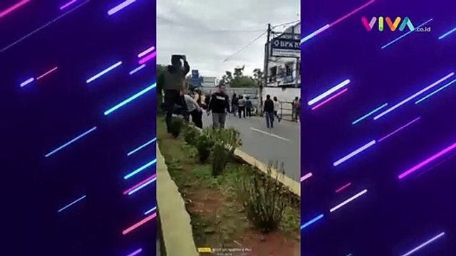 Polisi Lepas Tembakan Saat Bentrokan Ormas vs Debt Collector