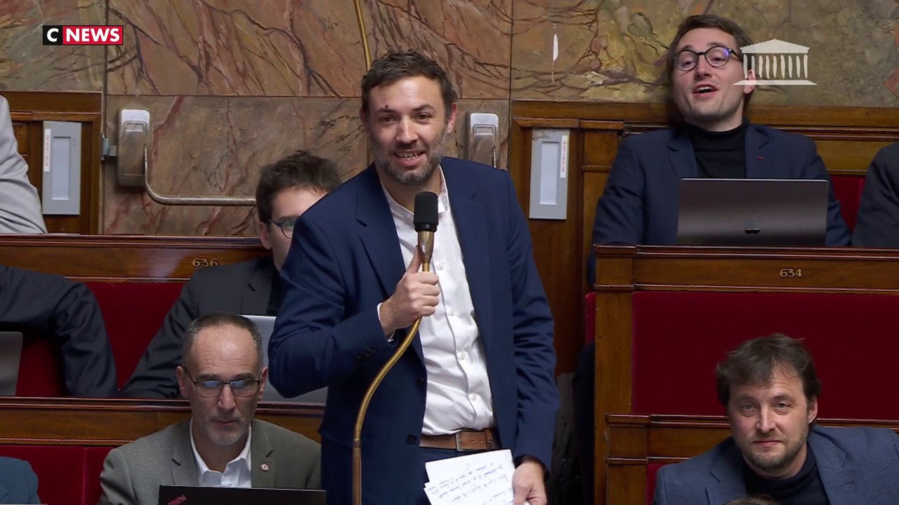 Le député LFI Thomas Portes exclut 15 jours de l’Assemblée pour l’affaire du ballon à l’effigie d’Olivier Dussopt